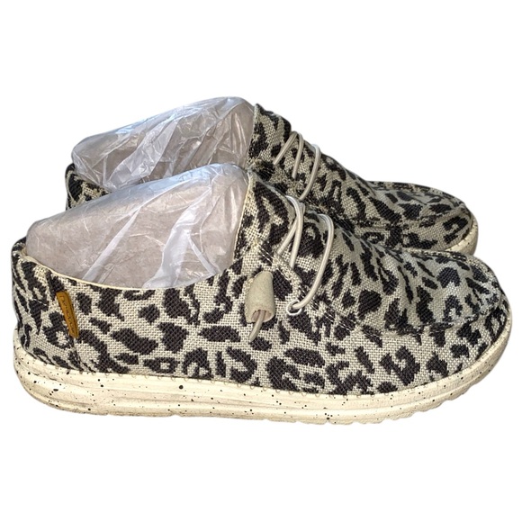 Hey Dude Wendy Cheetah Gray Print Women’s Size 8.5 EUC - Picture 4 of 7
